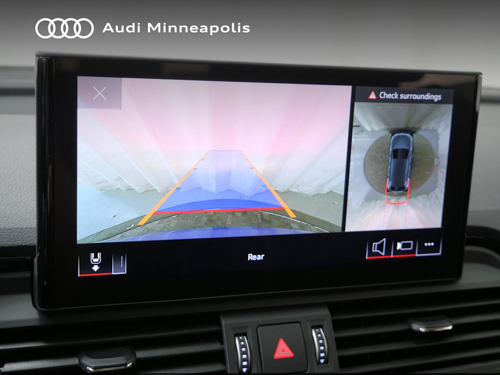 Thumbnail: 2023 Audi SQ5 - 27