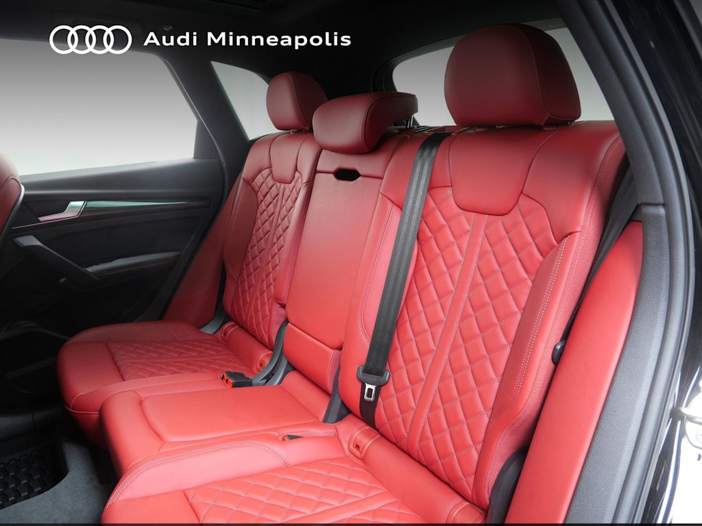 Thumbnail: 2023 Audi SQ5 - 8