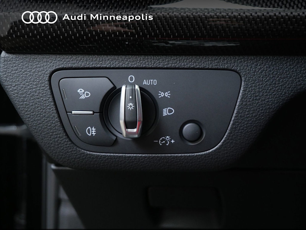Thumbnail: 2023 Audi SQ5 - 19
