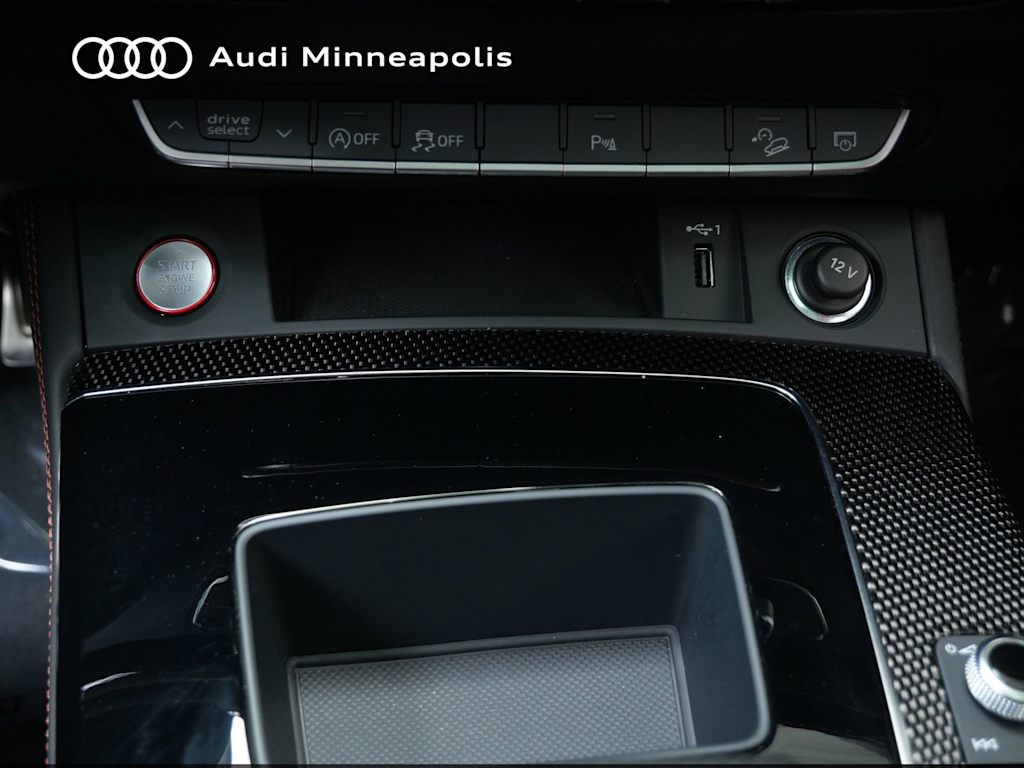 Thumbnail: 2023 Audi SQ5 - 20