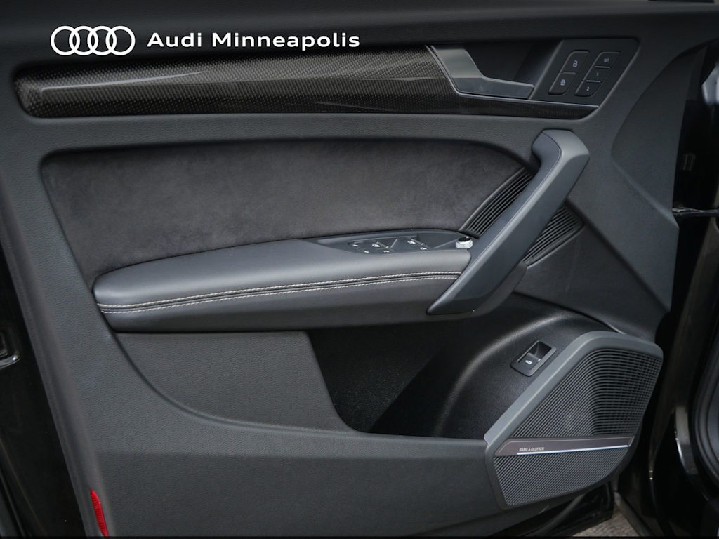 Thumbnail: 2021 Audi SQ5 - 16