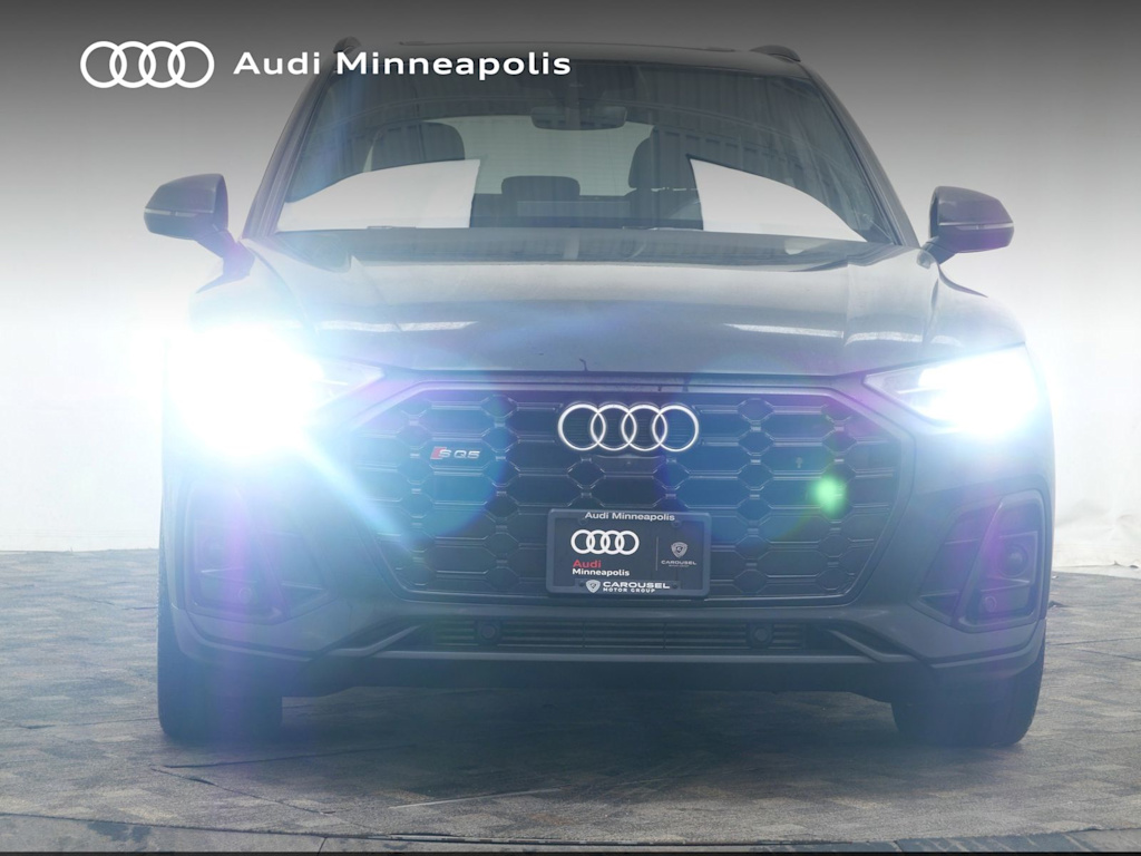 Thumbnail: 2021 Audi SQ5 - 15