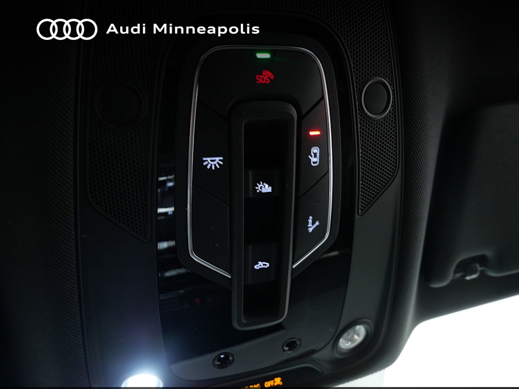 Thumbnail: 2021 Audi SQ5 - 23