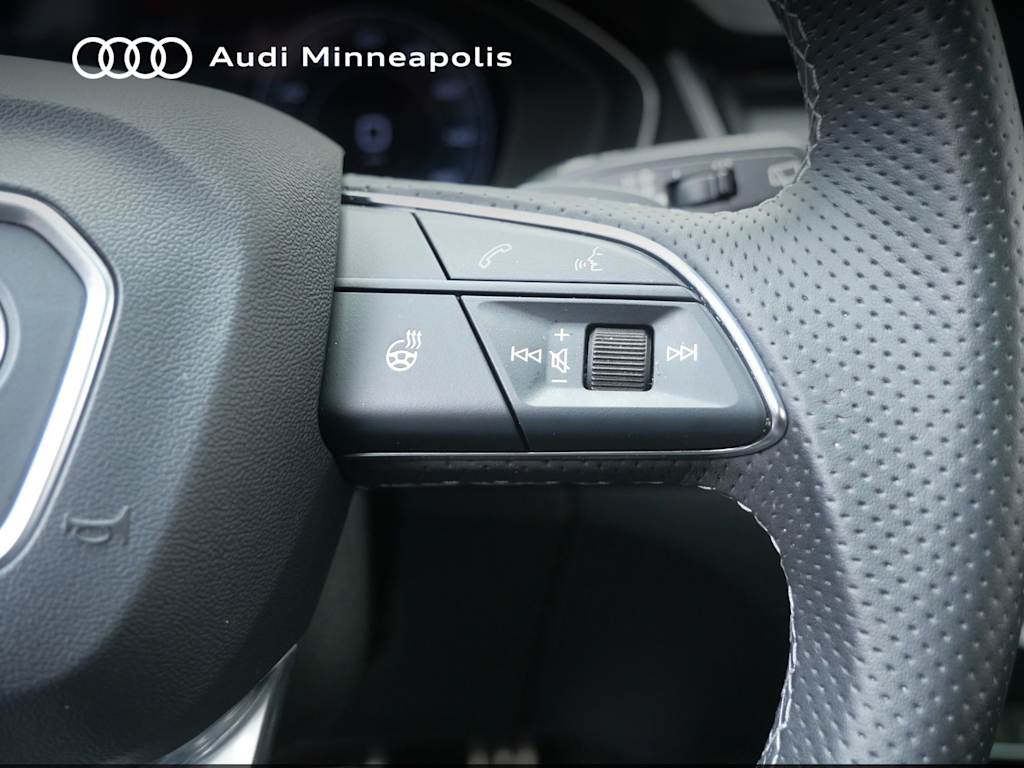 Thumbnail: 2023 Audi SQ5 - 24