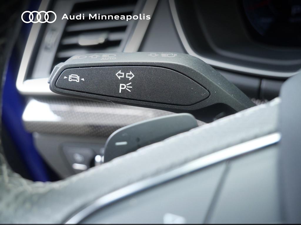 Thumbnail: 2023 Audi SQ5 - 28