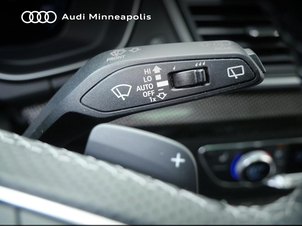 Thumbnail: 2023 Audi SQ5 - 27