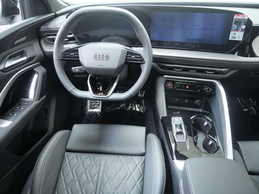 Thumbnail: 2026 Audi SQ5 - 7