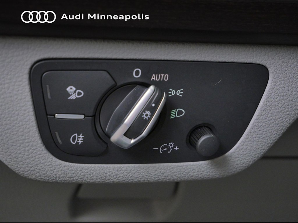 Thumbnail: 2023 Audi Q5 - 19