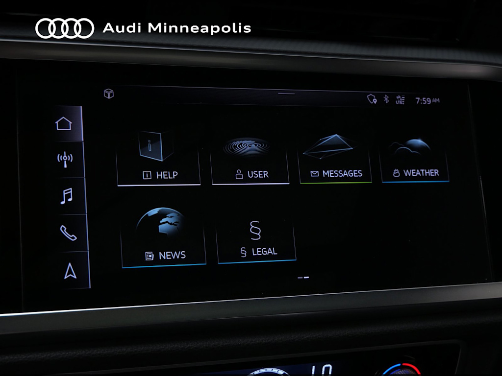 Thumbnail: 2019 Audi Q3 - 21