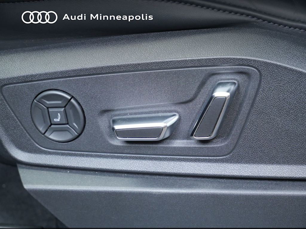 Thumbnail: 2024 Audi Q8 e-tron - 13