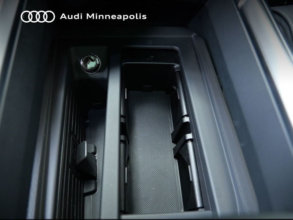 Thumbnail: 2024 Audi Q8 e-tron - 16