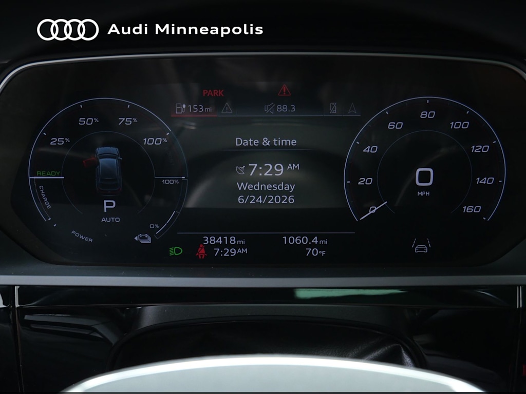 Thumbnail: 2024 Audi Q8 e-tron - 7