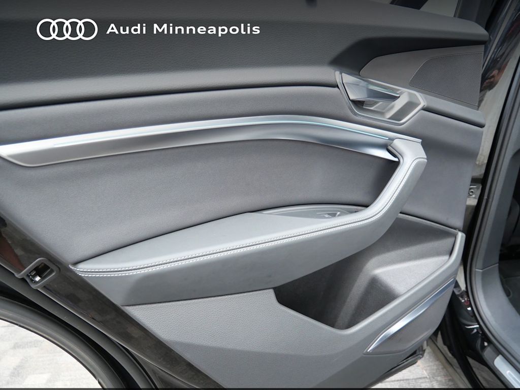 Thumbnail: 2024 Audi Q8 e-tron - 14