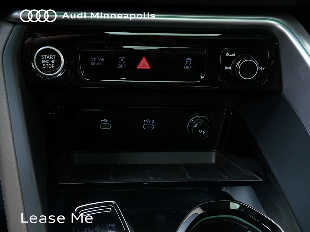 Thumbnail: 2025 Audi Q5 - 21