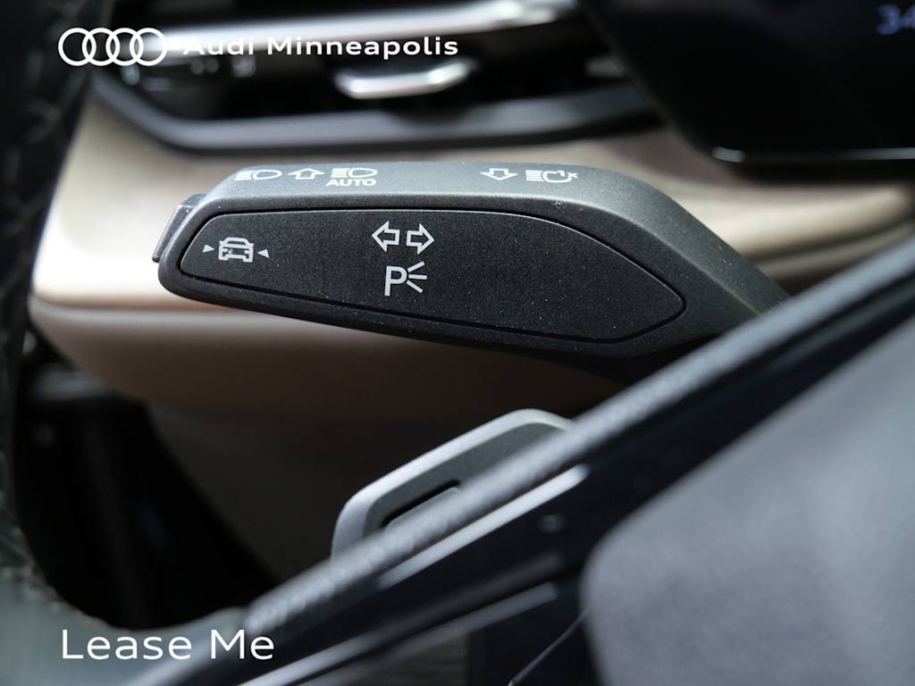 Thumbnail: 2025 Audi Q5 - 23