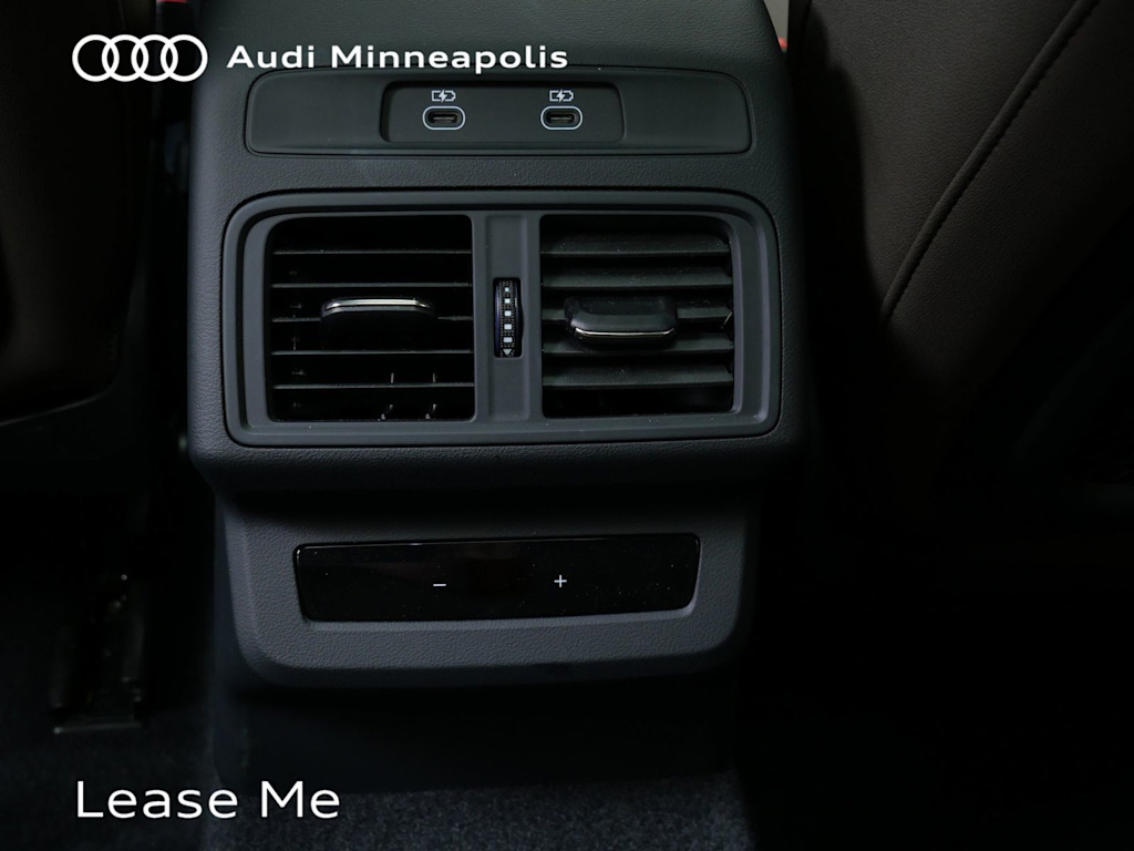 Thumbnail: 2025 Audi Q5 - 19