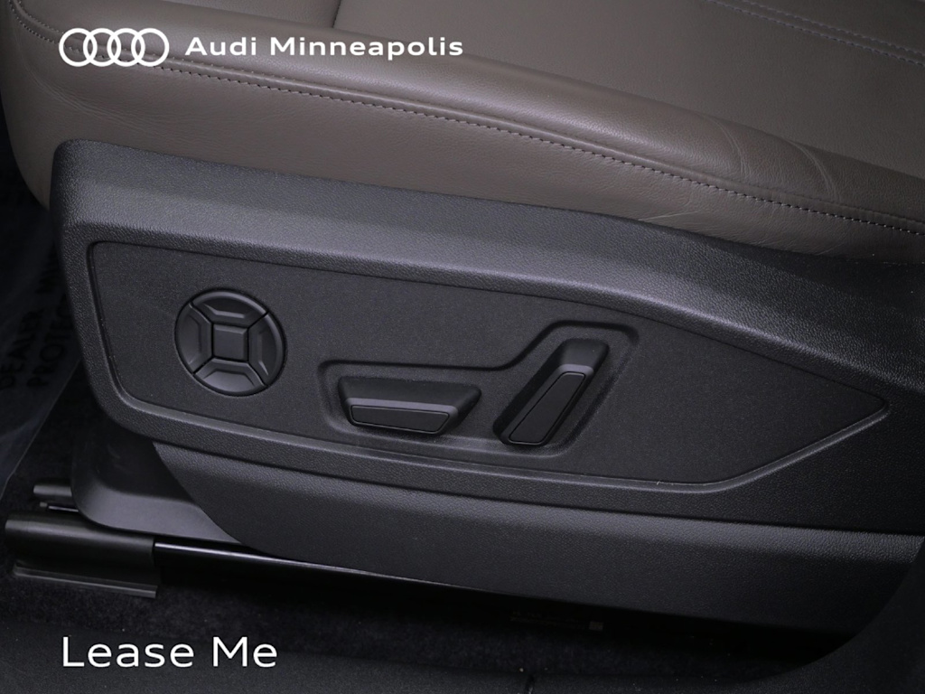 Thumbnail: 2025 Audi Q5 - 18
