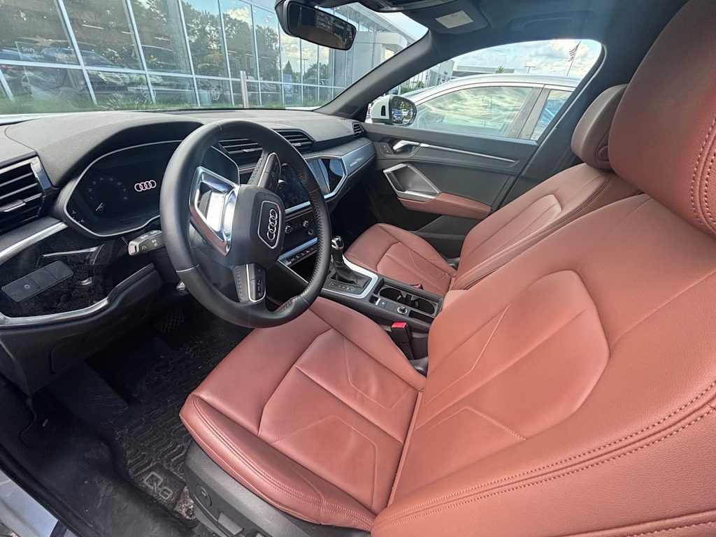 Thumbnail: 2020 Audi Q3 - 5