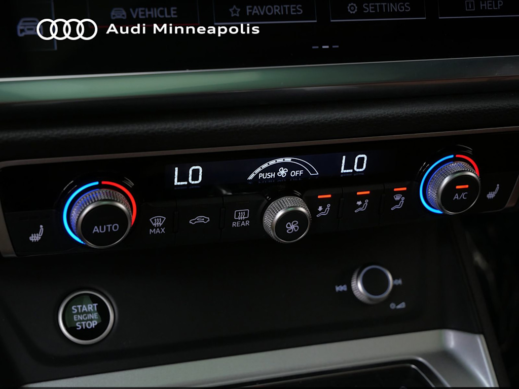 Thumbnail: 2023 Audi Q3 - 22