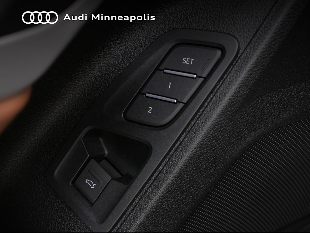 Thumbnail: 2023 Audi Q3 - 18