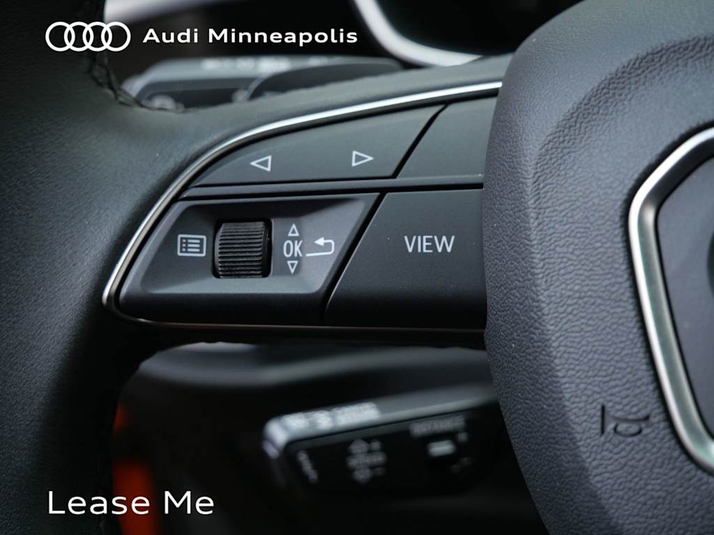 Thumbnail: 2025 Audi Q3 - 22