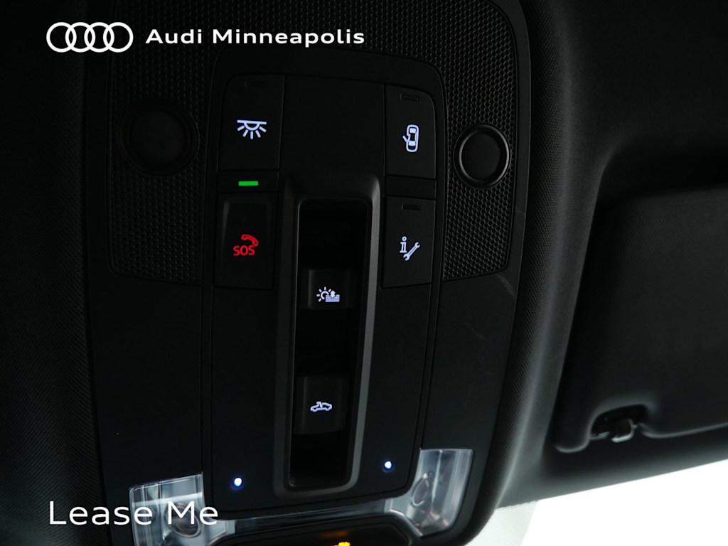 Thumbnail: 2025 Audi Q3 - 27