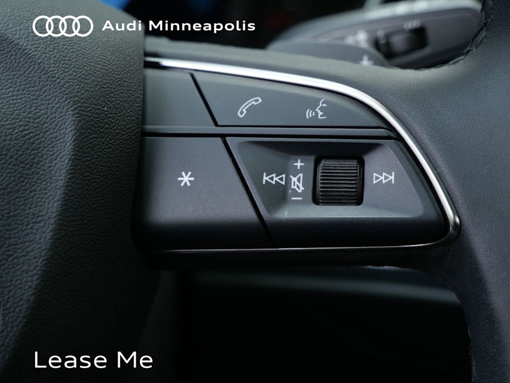 Thumbnail: 2025 Audi Q3 - 21