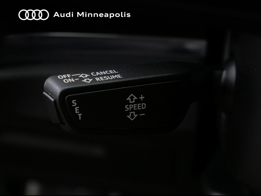 Thumbnail: 2023 Audi Q3 - 11