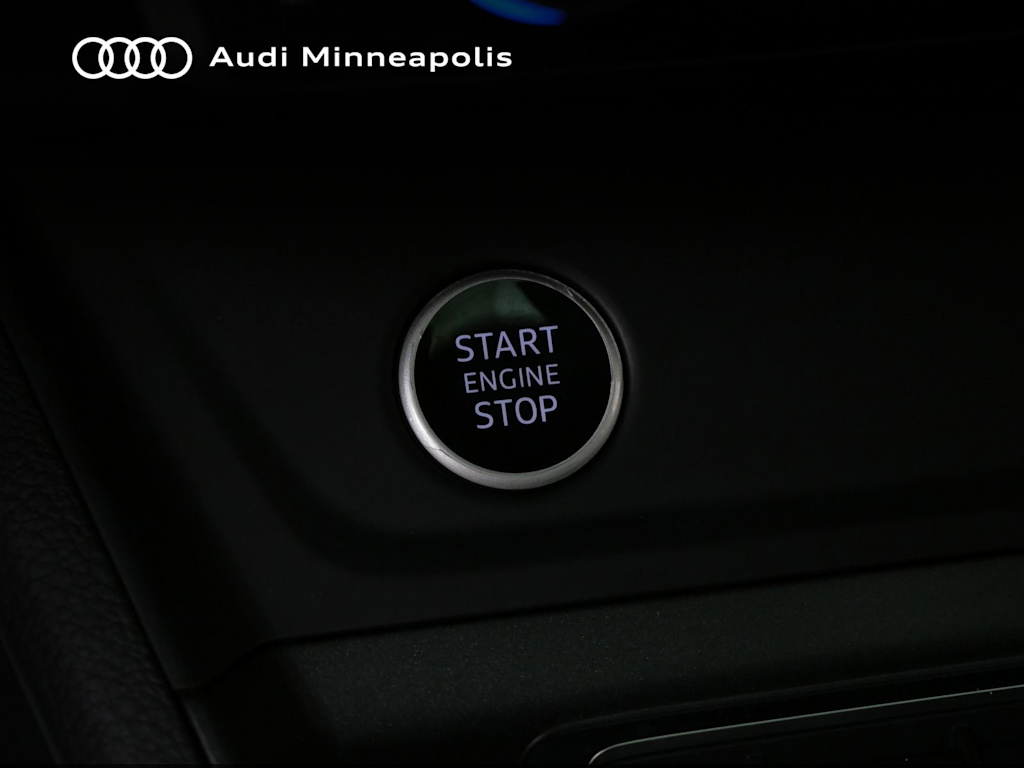 Thumbnail: 2023 Audi Q3 - 24