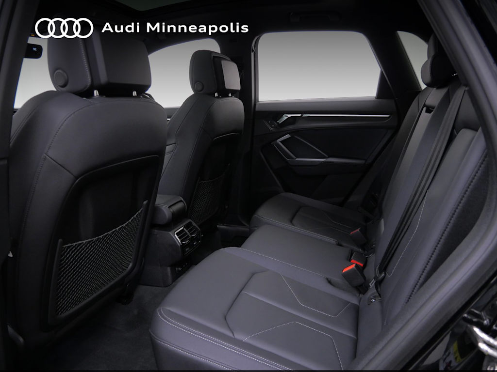 Thumbnail: 2025 Audi Q3 - 7