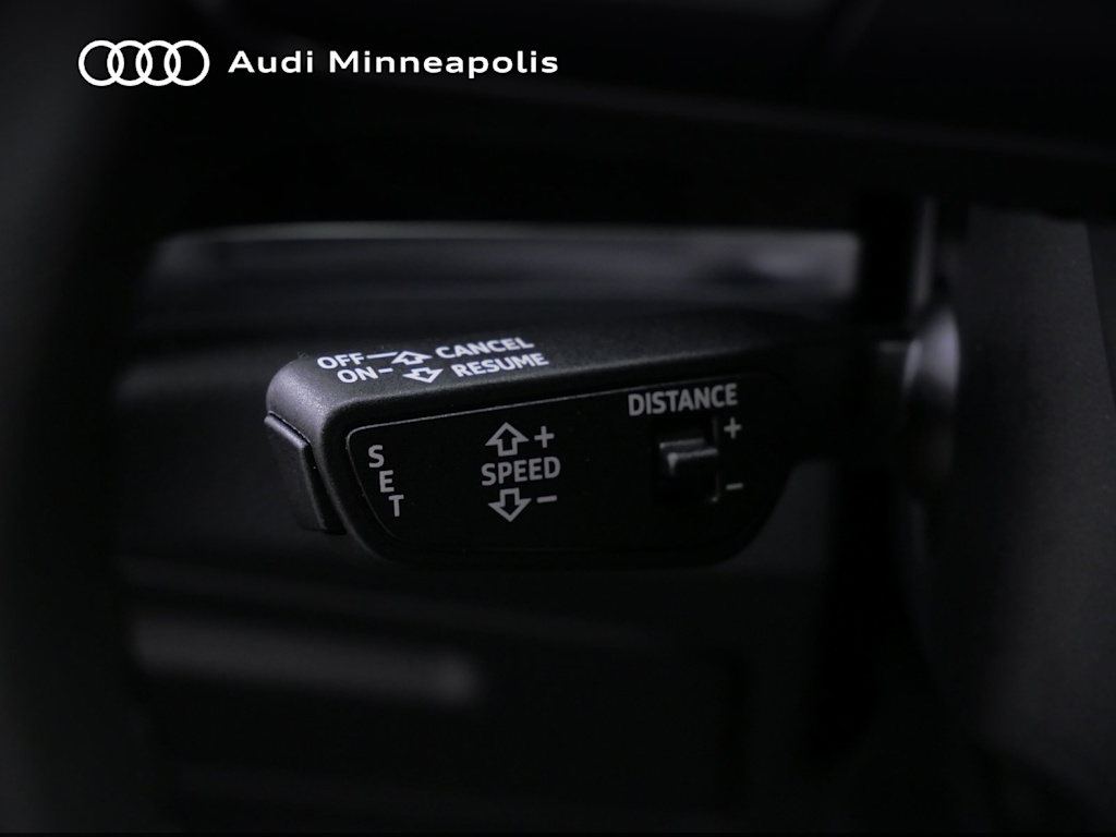 Thumbnail: 2025 Audi Q3 - 22