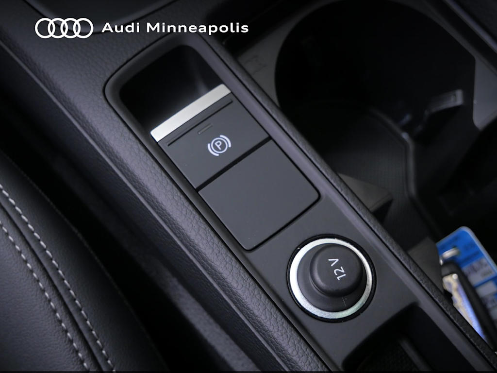 Thumbnail: 2025 Audi Q3 - 26