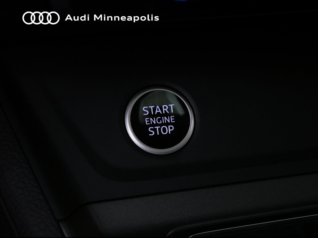 Thumbnail: 2025 Audi Q3 - 24