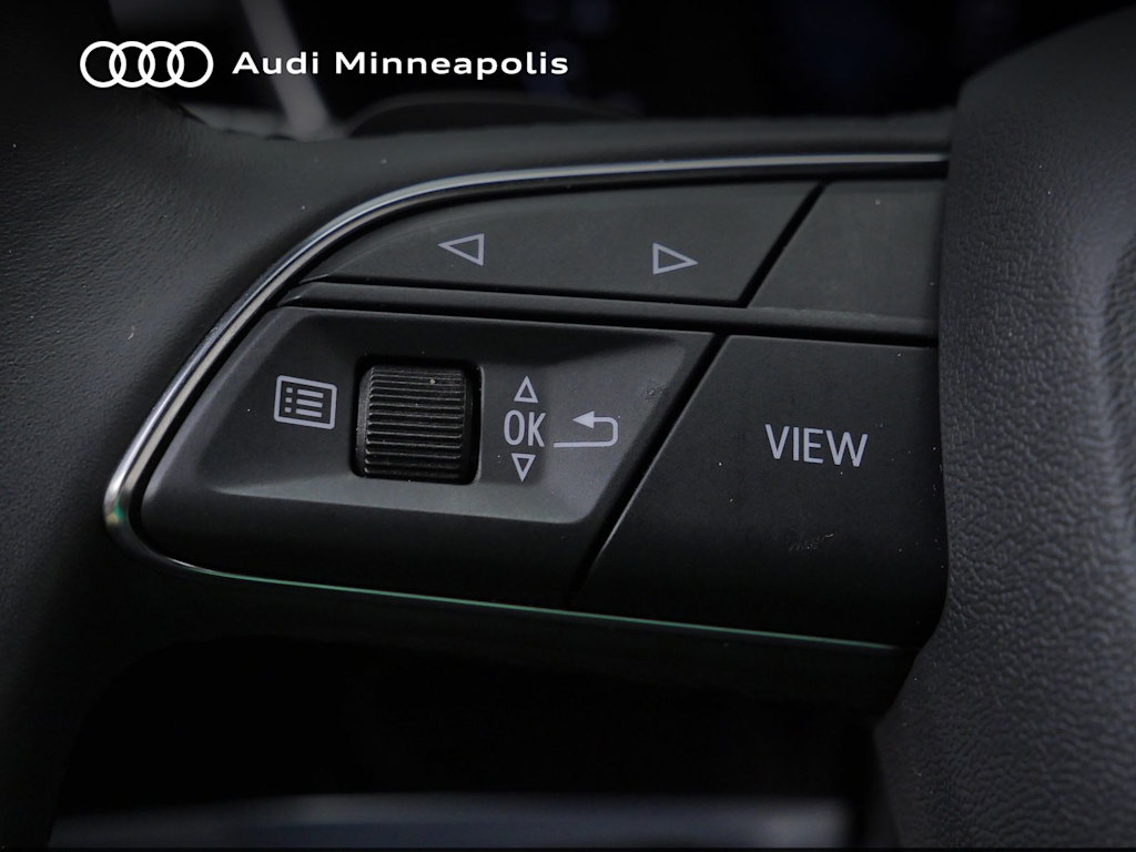 Thumbnail: 2023 Audi Q3 - 22