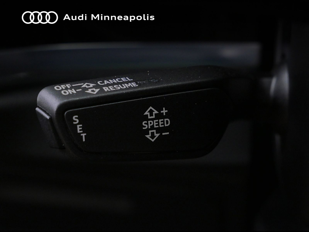 Thumbnail: 2023 Audi Q3 - 11