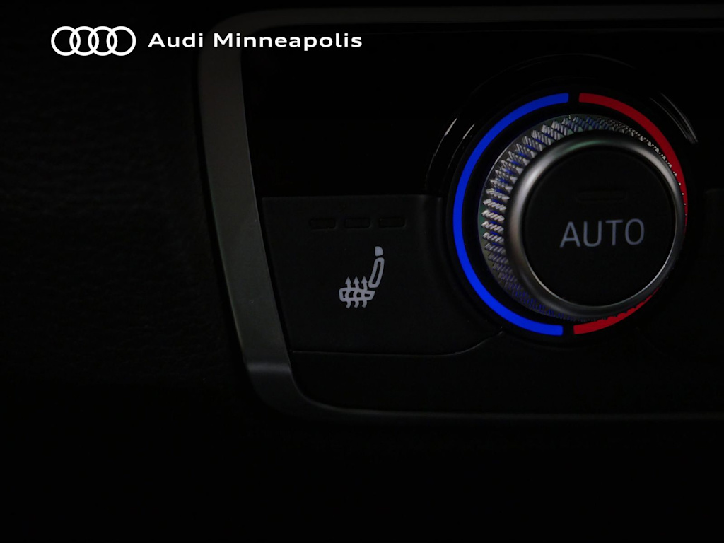 Thumbnail: 2023 Audi Q3 - 27