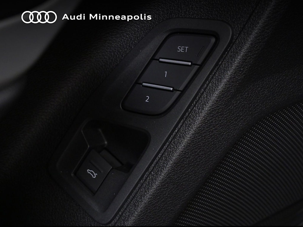 Thumbnail: 2023 Audi Q3 - 20