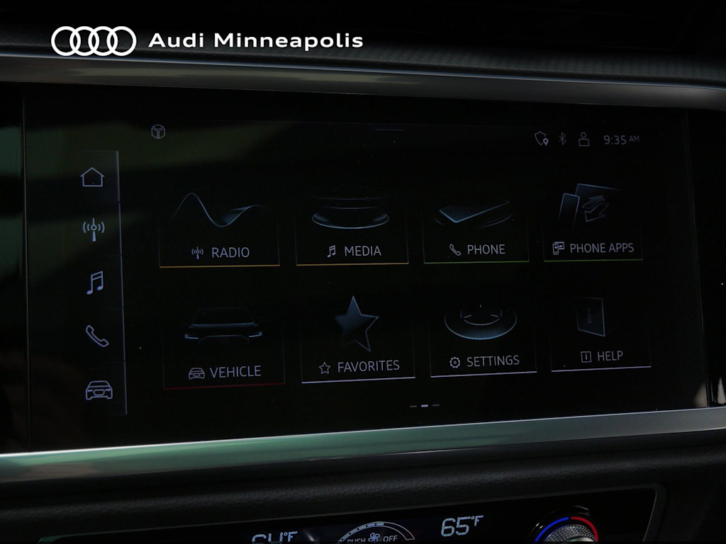 Thumbnail: 2023 Audi Q3 - 9