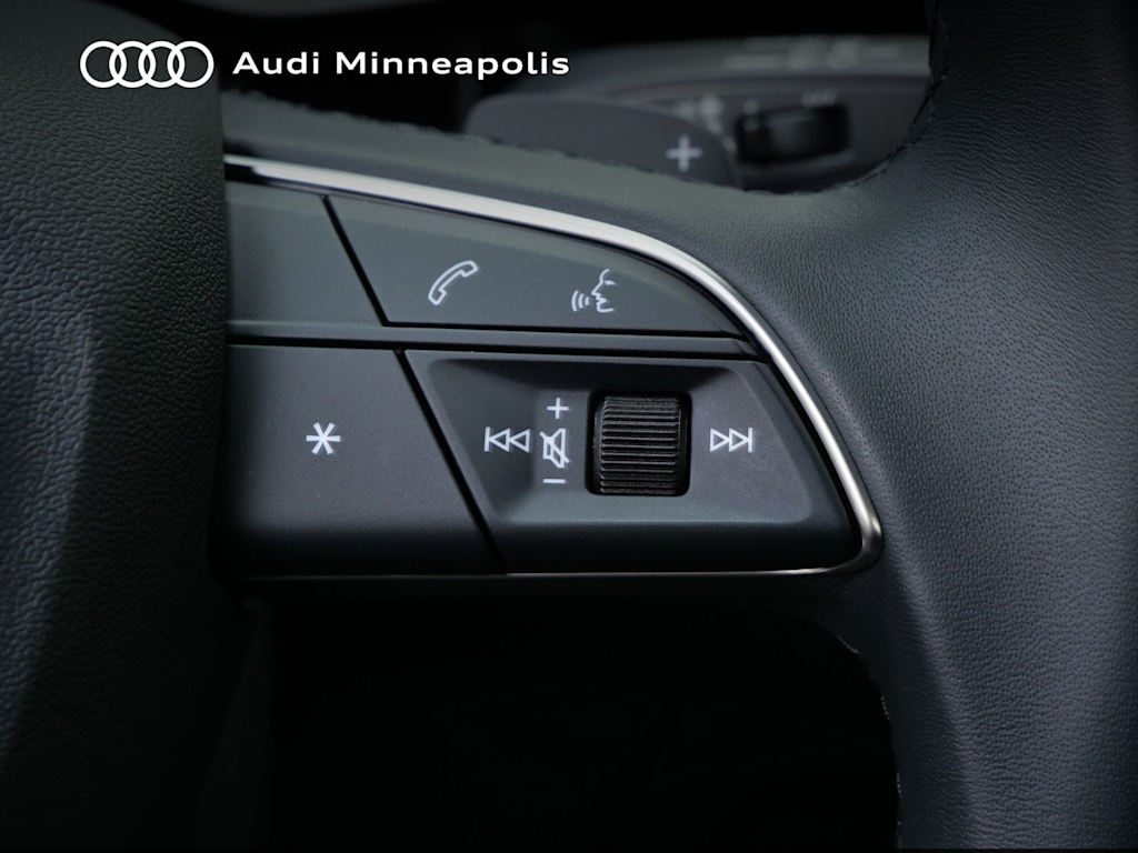 Thumbnail: 2025 Audi Q3 - 21