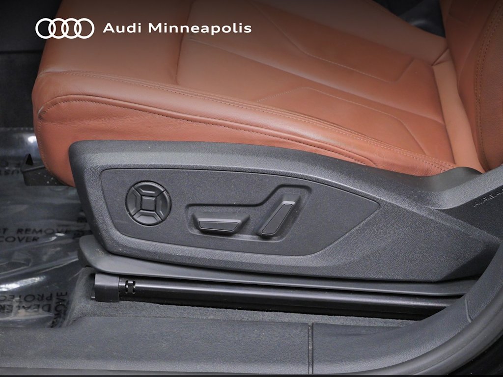 Thumbnail: 2020 Audi Q3 - 17