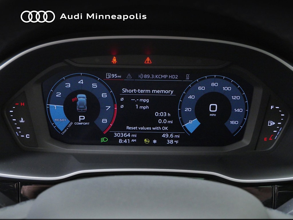 Thumbnail: 2023 Audi Q3 - 10