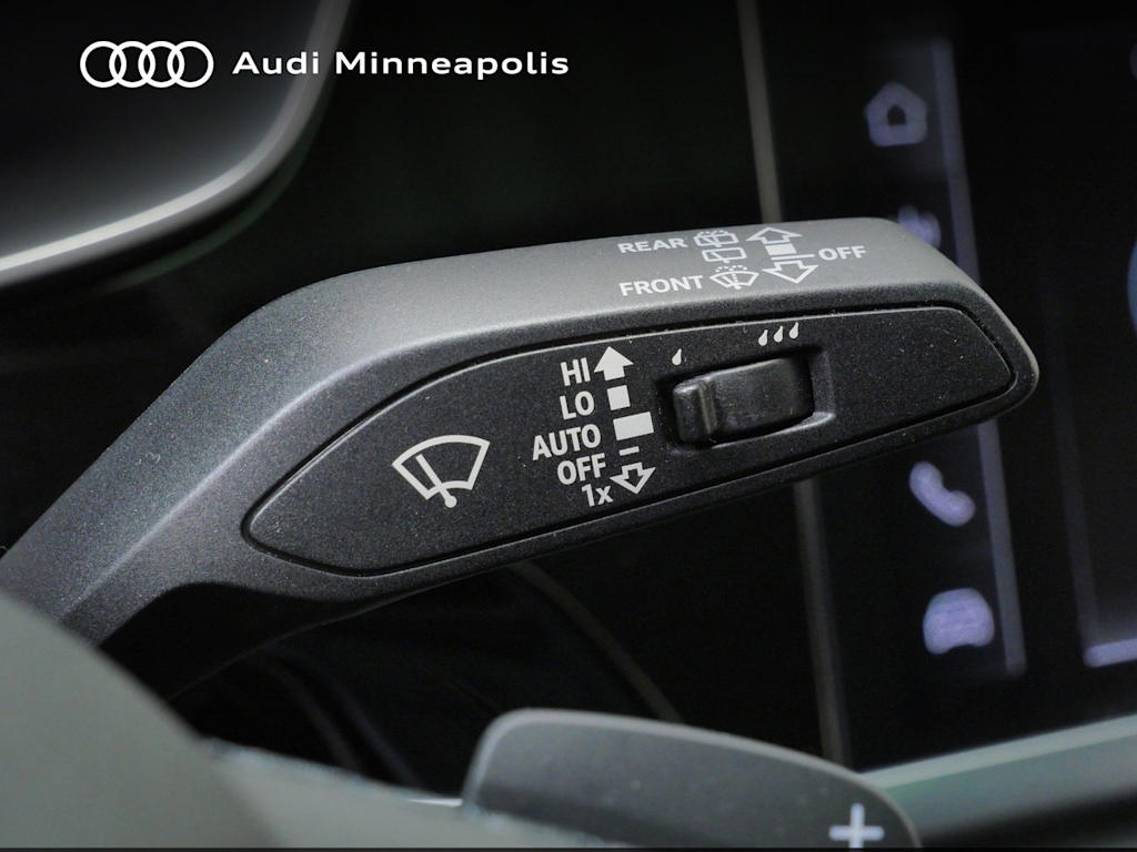 Thumbnail: 2023 Audi Q3 - 26