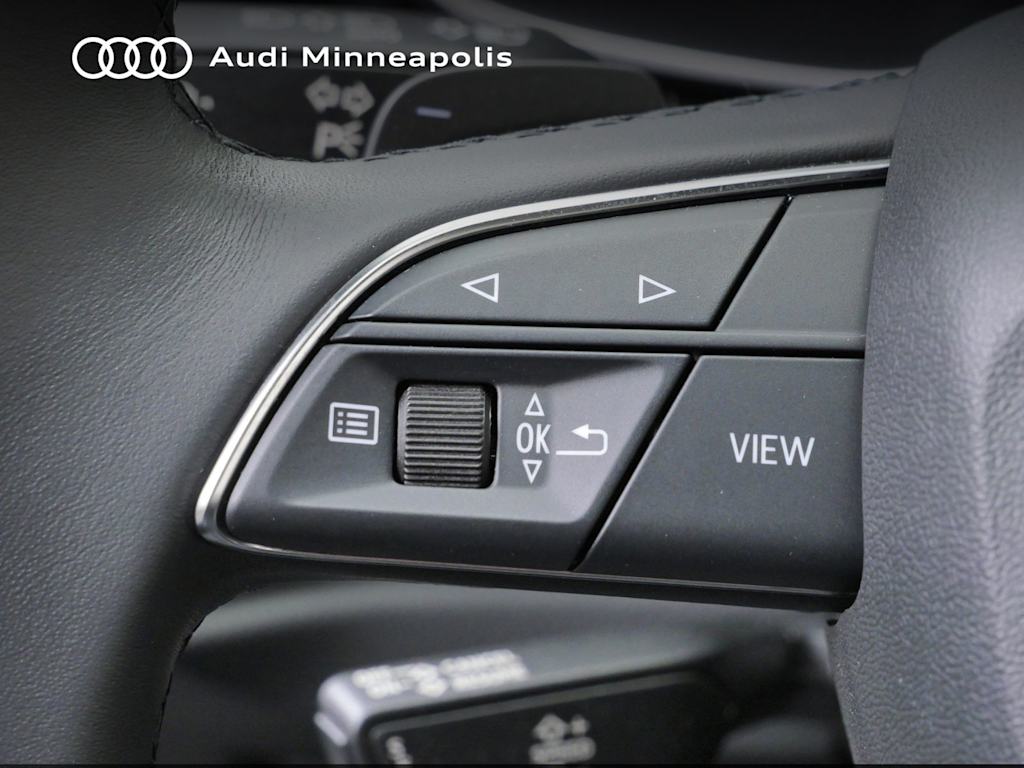 Thumbnail: 2023 Audi Q3 - 20