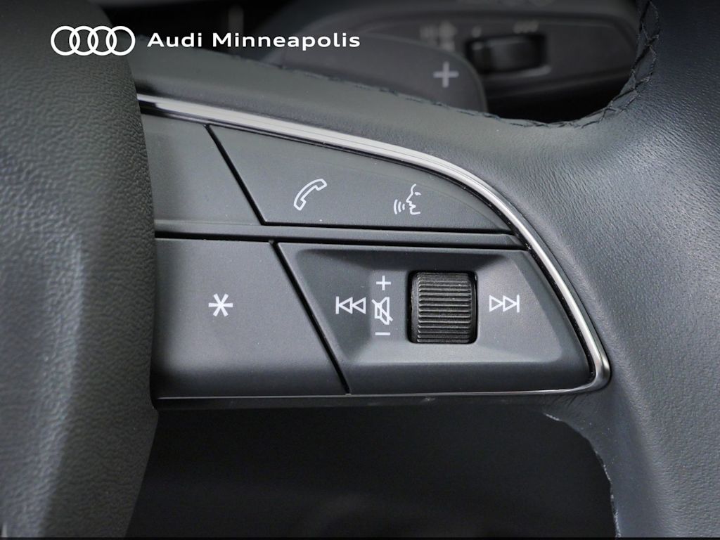 Thumbnail: 2023 Audi Q3 - 21