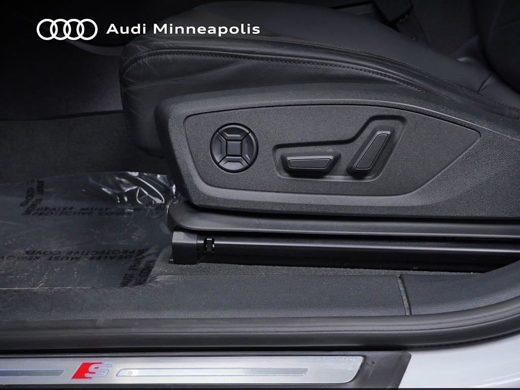 Thumbnail: 2023 Audi Q3 - 15