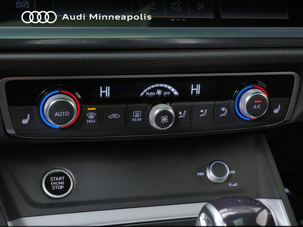 Thumbnail: 2023 Audi Q3 - 22