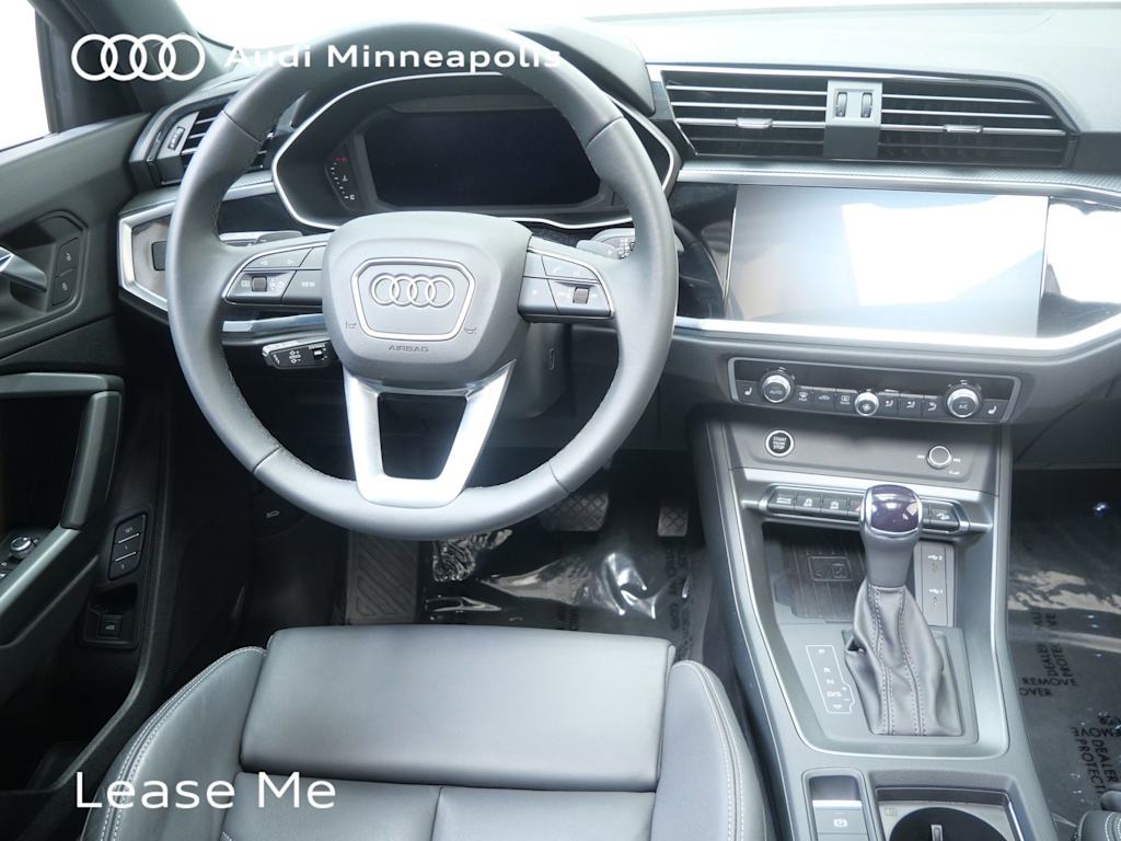 Thumbnail: 2025 Audi Q3 - 8