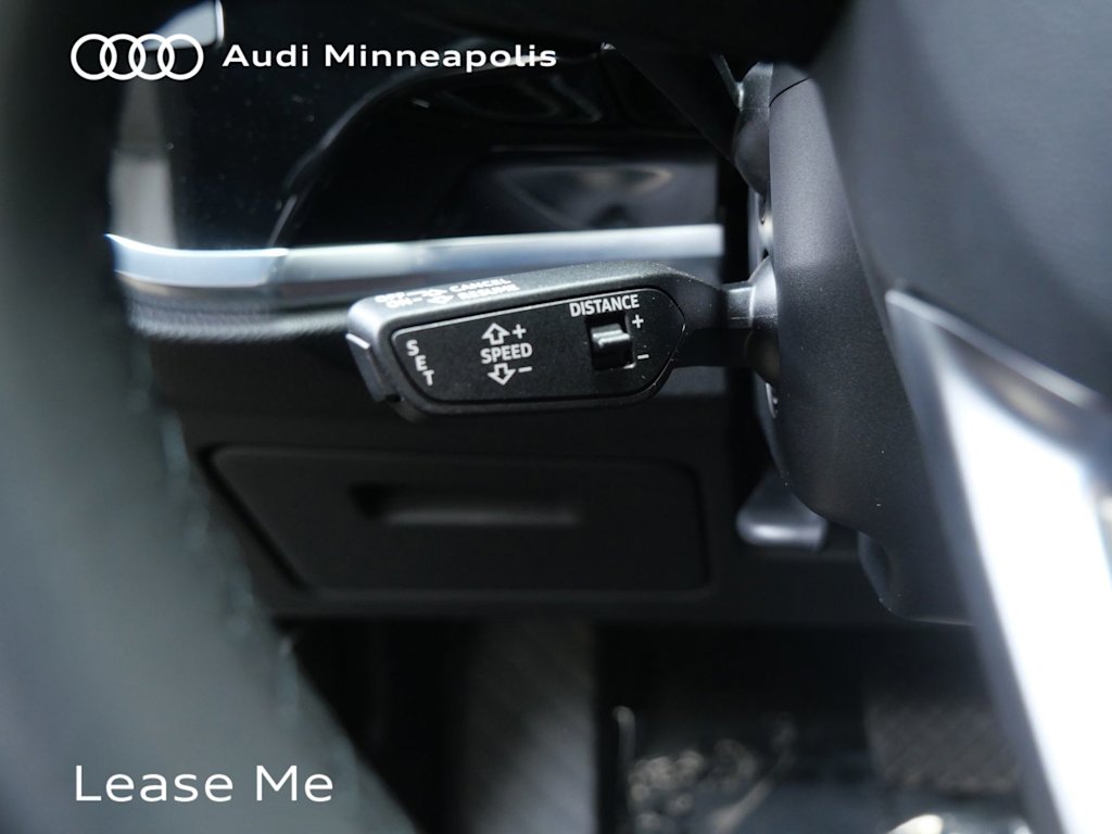 Thumbnail: 2025 Audi Q3 - 7