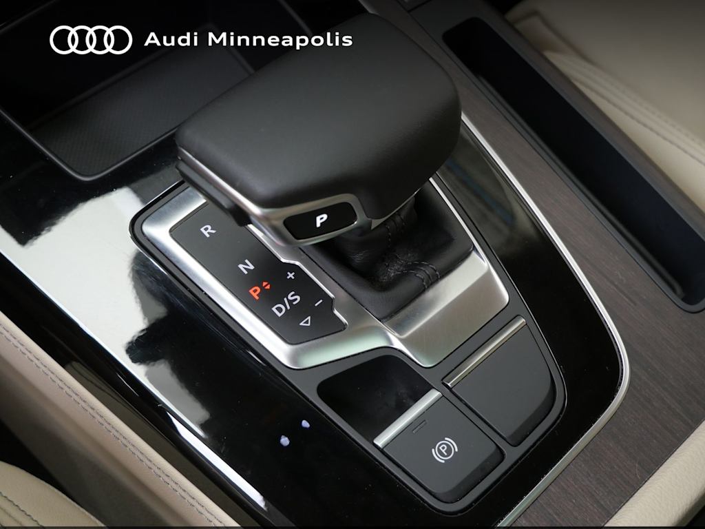 Thumbnail: 2024 Audi Q5 - 11