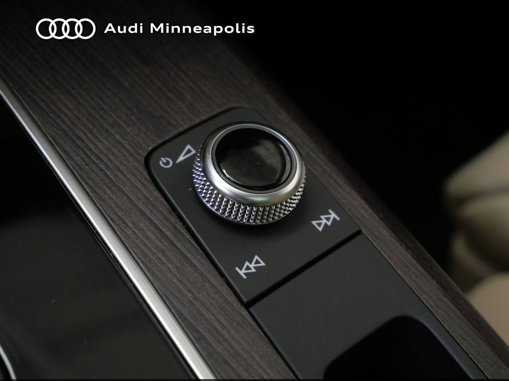Thumbnail: 2024 Audi Q5 - 25